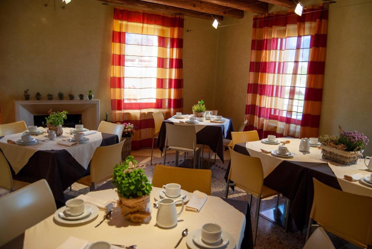Agriturismo Antico Splendore Villa Pullir ภายนอก รูปภาพ