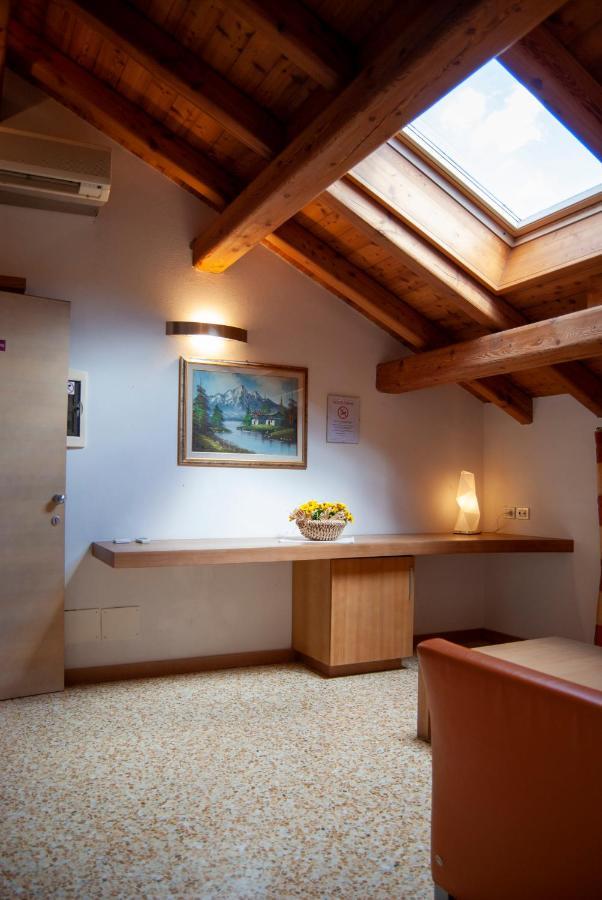 Agriturismo Antico Splendore Villa Pullir ภายนอก รูปภาพ
